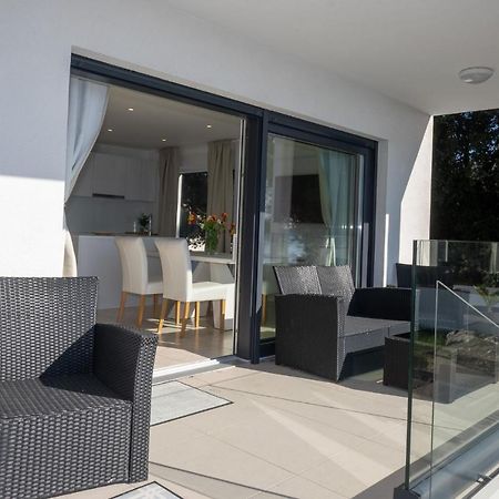 Paradise On The Beach Apartments Bibinje Exterior foto