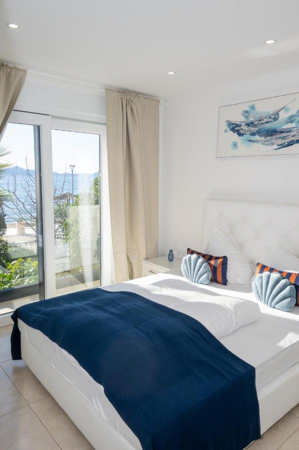 Paradise On The Beach Apartments Bibinje Exterior foto